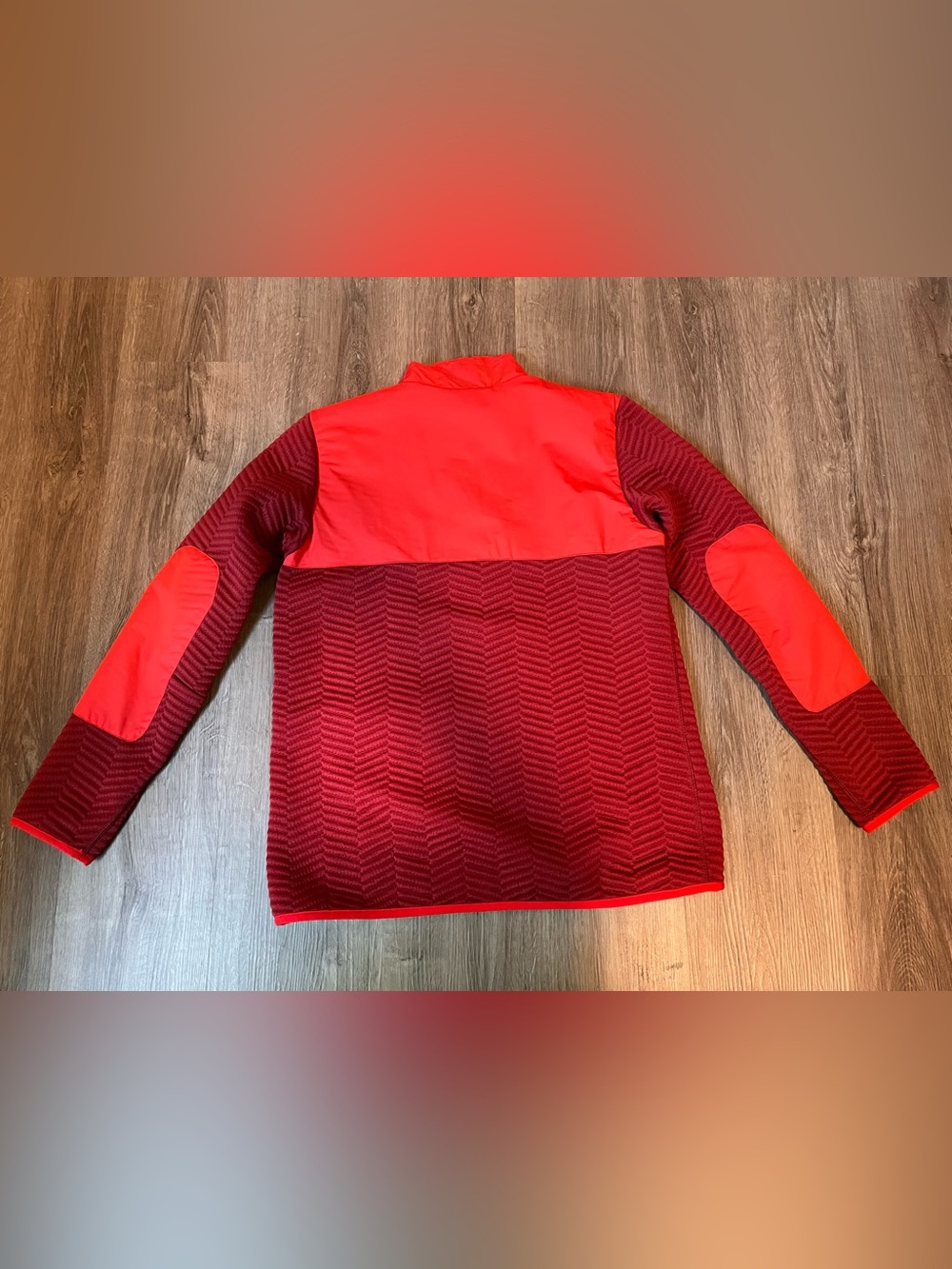 Helly Hansen Red Quilted Chevron Snap Pullover - Picture 10 of 10